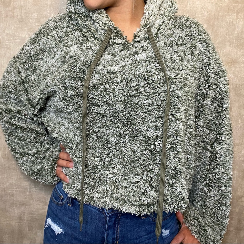 Puffy sweater